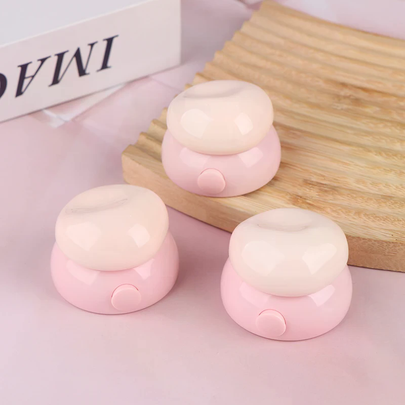 3.5g Mini Face Cream Box Lip B - Watering Can recension och pris